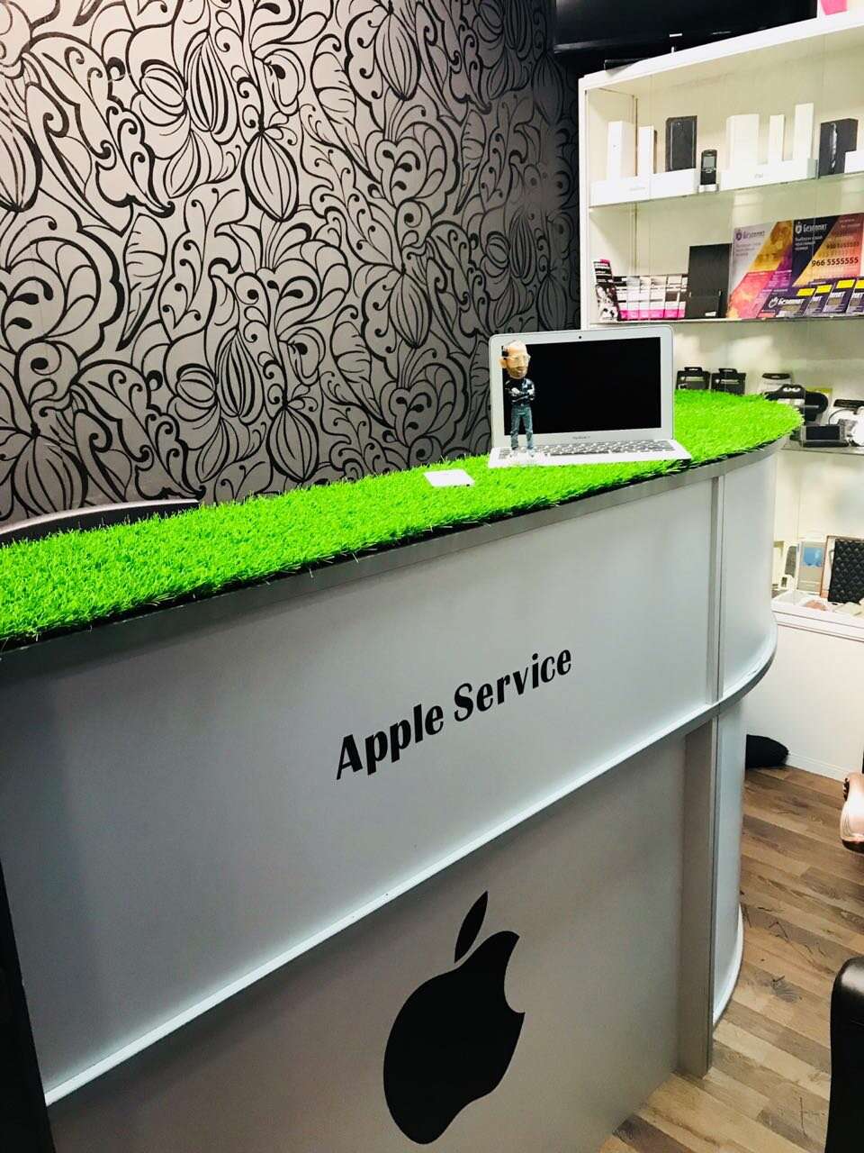 Favourite sp. Сервисный центр Apple. Ремонт Apple. Сервисный центр Apple в Москве. Ремонт телефонов.